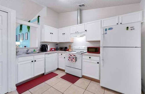 Crescent Lakes House | Minutes to Disney | Cozy 3BR Florida Escape