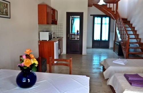 Douliana Apartment | mit Terrasse und Balkon by Interhome