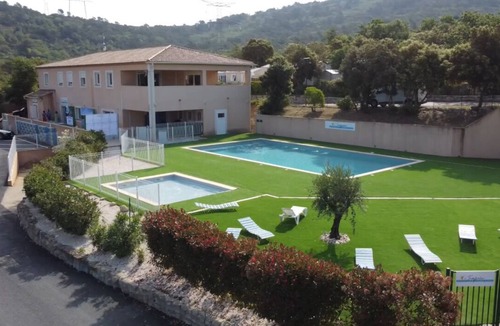 Rocbaron House | MOBIL HOME 40 m², 4 persons in Provence Verte.