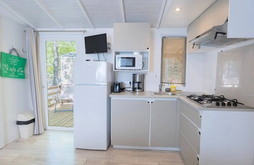 Saint-Paul-en-Foret House | Mobile Home BAHIA 35m² 6 persons 6 persons