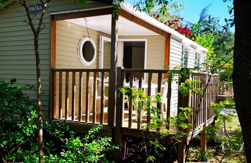 Collias House | Mobile Home in Collias - 2 Bedrooms and Terrace
