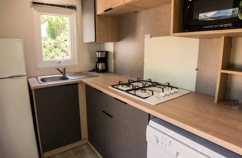Meolans-Revel House | Mobile home Le coin des copains - 12 people