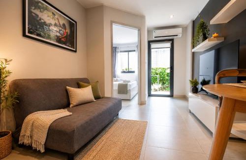Chalong Apartment | Modern 1BR Condo Tower One 205 - Pool & Gym - Chalong Pier