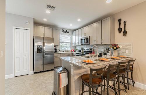 Kissimmee House | Modern 3BR Home Near Disney - Terra Esmeralda