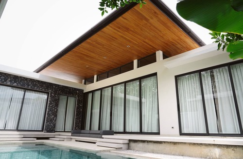 Si Sunthon Villa | Modern 3BR Loft II Villa Private Pool
