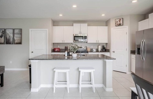 Fussels Corner House | Modern 4BR Family & Group Retreat Work-Friendly