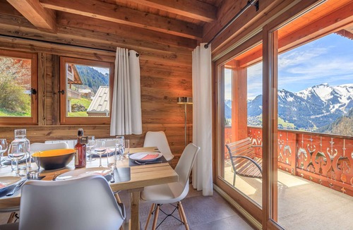 Chatel Ski Chalet | Modern chalet 10pers - close to slopes and center