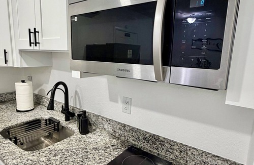 East County Civic Group Apartment | Modern & Cozy Apartment Near Everything You Need!