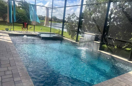 Balm House | Modern & Stylish Getaway – Perfect for Groups
