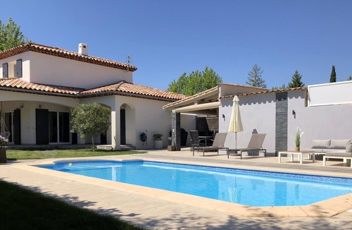 Allauch Villa | Modern villa between sea and hill