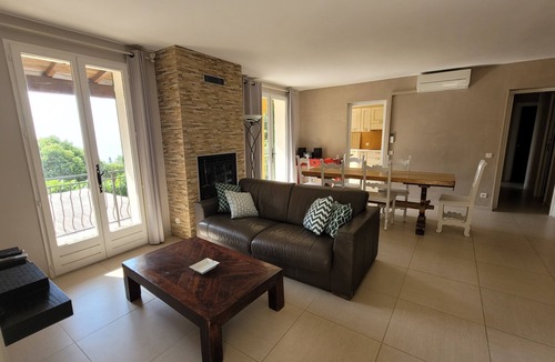 La Turbie Cottage | MONACO COSY COTTAGE APARTMENT