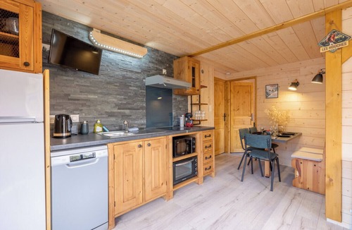 Les Houches Apartment | Mont Blanc chain view/hike/relaxation