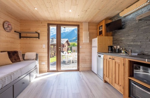 Les Houches Apartment | Mont Blanc chain view/hike/relaxation
