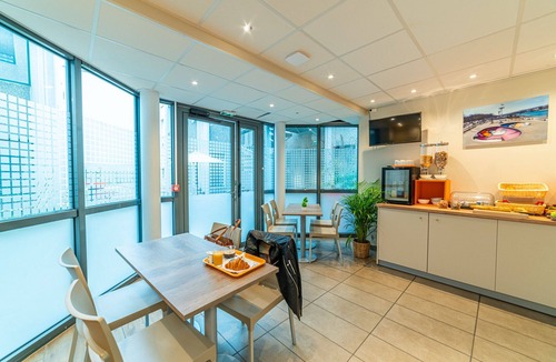 Viviani - Bonnevay Apartment | Montempô Apparthôtel Lyon Sud