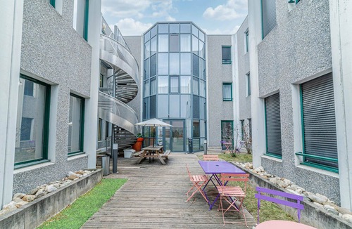 Viviani - Bonnevay Apartment | Montempô Apparthôtel Lyon Sud