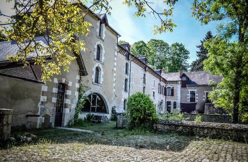 Nouan-sur-Loire House | Moulin XVe siècle - Gîte privatif 8 pers - Rivière - Châteaux de la Loire