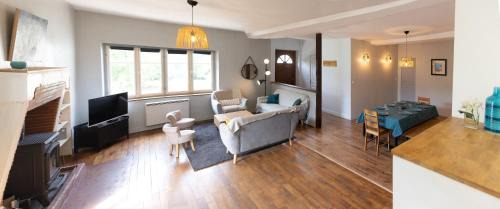 Nouan-sur-Loire House | Moulin XVe siècle - Gîte privatif 8 pers - Rivière - Châteaux de la Loire