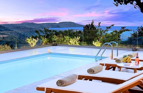 Argyroupoli House | Mountain hut "Villa Barozziana"