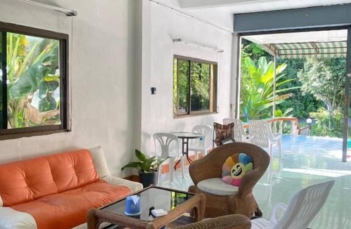 Pak Nam Hostel | Mountain View Hostel - Krabi Airport