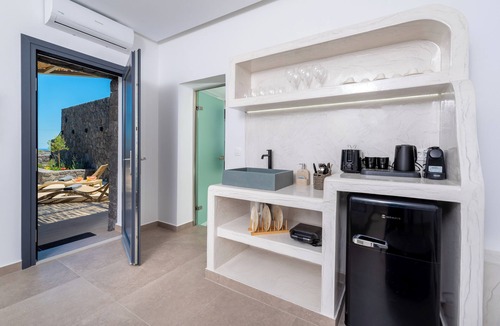 Vourvoulos Apartment | Mperes Villas