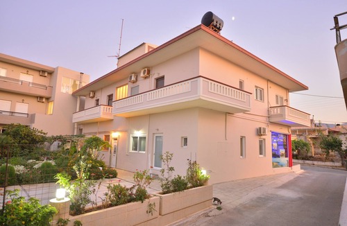 Kissamos Apartment | Mpoulakis Apt 98, 4 bedrooms for up to 8 people, in the most convenient location