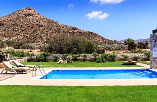 Vigla Villa | Muses Beach Villas - Urania