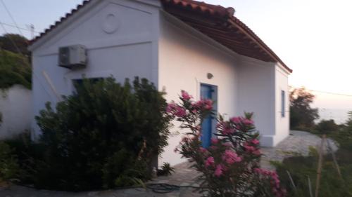 Armenistis House | Muses sea view bungalow