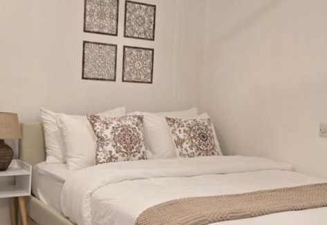 Male Apartment | Nala Host- 3BR Apartment Cozy stay