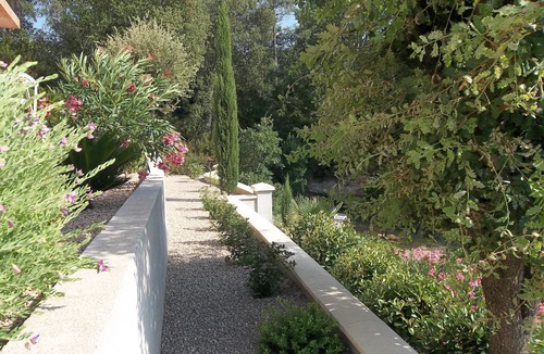 Vidauban House | NATURE & BATHS IN THE SONG OF CIGALES