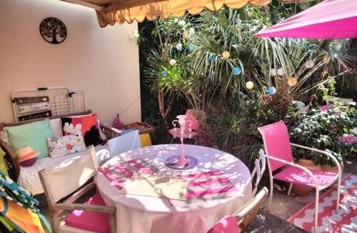 Cannes Apartment | Near Croisette atypic studio garden pool