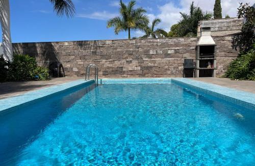 El Duque Villa | New 5-bedroom Villa Del Duque Beach