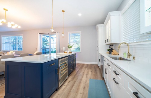 Windwood Bay Villa | NEW 5-star hotel like upscale home has everything