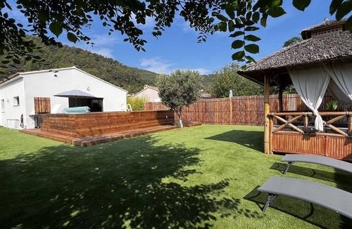 Sollies Pont Villa | New comfortable 3 bedroom villa with swimming pool in Sollies pont 15kms from the beaches