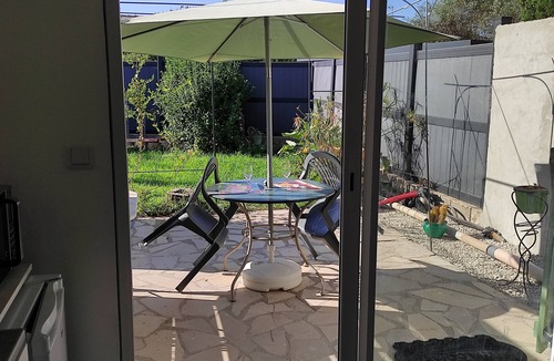 Saint-Martin-de-Crau Apartment | New independent studio
