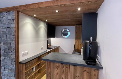 Le Corbier Apartment | New Le Corbier for 10 p. Renovated top-of-the-range 4bed/2bath/2wc/slope frontage