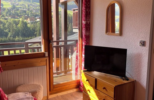 Praz-sur-Arly Apartment | NEW, lovely apartment, renovated, ideal for a summer or winter stay.