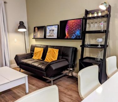 Windsor Hills House | New Luxury Disney Townhome at Windsor Hills Resort, 3BED 3BATH, Private Pool Parking WiFi Included