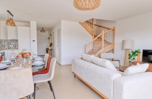 La Garde-Freinet House | New Villa 2025 | Private Pool | View : Maures | 25 min from St Tropez