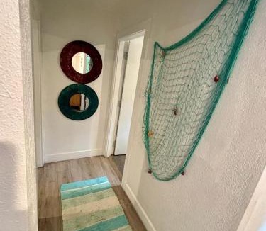 Midtown House | Nice 2 Twin bedroom - Best central location in Miami - Luggage storage, parking and Laundry for free!