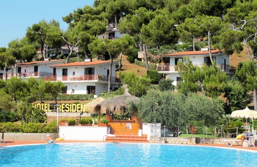 Sperlonga Apartment | Nice apartment for 3 people with WIFI, pool, A/C, TV, terrace and pets allowed