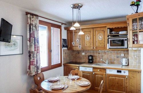 Le Tour Apartment | Nice apartment for 5 guests with WIFI