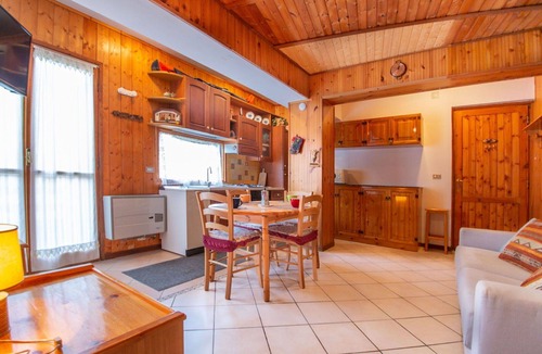 Rivisondoli Apartment | Nice apartment for 4 guests with balcony and pets allowed