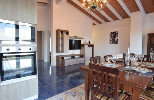 Laureana Cilento Apartment | Nice apartment in Laureana Cilento