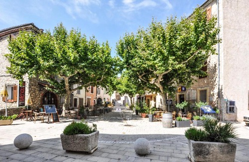 Claviers House | Nice home in Claviers with 2 Bedrooms and WiFi