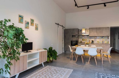 Historical Downtown Salerno Apartment | Nonna Vittoria Apartment