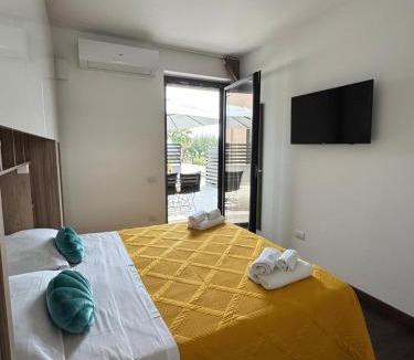 Porto Sant'Elpidio Apartment | Note di Mare Appartamento Fronte Spiaggia & Garage Privato