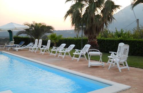 Giffoni sei Casali Bed & Breakfast | Oasi Verde