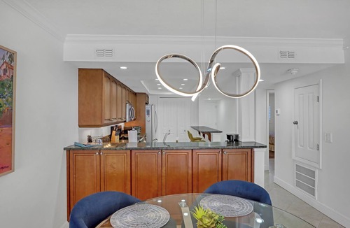 Indian Harbour Beach Condo | Oceanfront 2BR 2BA Condo Indian Harbour Beach Coastal Charm, #403