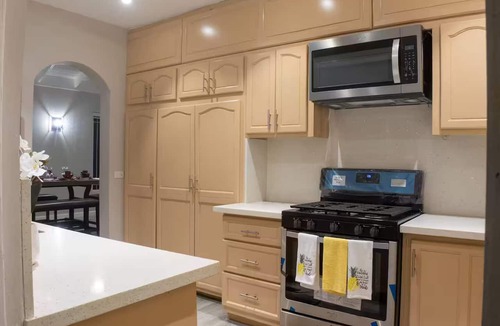 Discovery Bay House | Oceanview Home/Villa in Discovery Bay