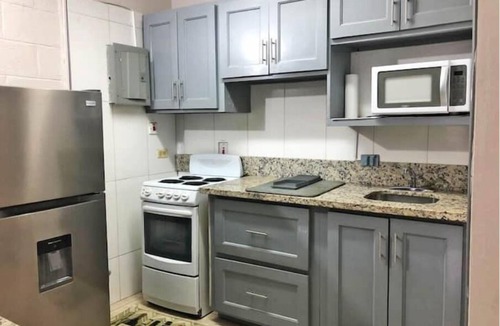 Ocho Rios Apartment | Ochi Beach Getaway